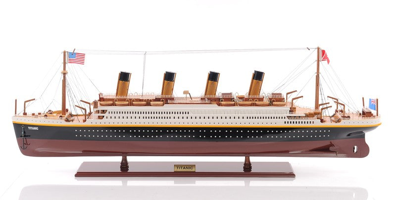 14" Black and Red Solid Wood Hand Painted 1912 RMS Titanic Large Model Boat-1