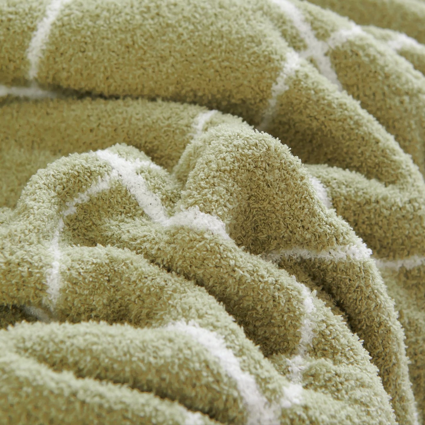 50" X 60" Green and White Fleece Knitted Geometric Plush Throw Blanket-8