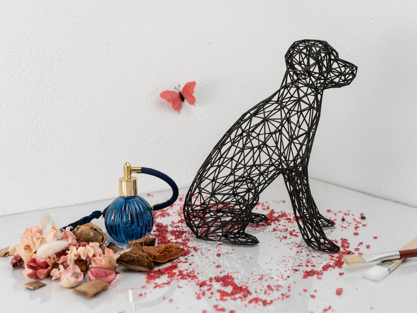 Elegant Labrador Wire Art Sculpture – Modern Decor in Black or White-2