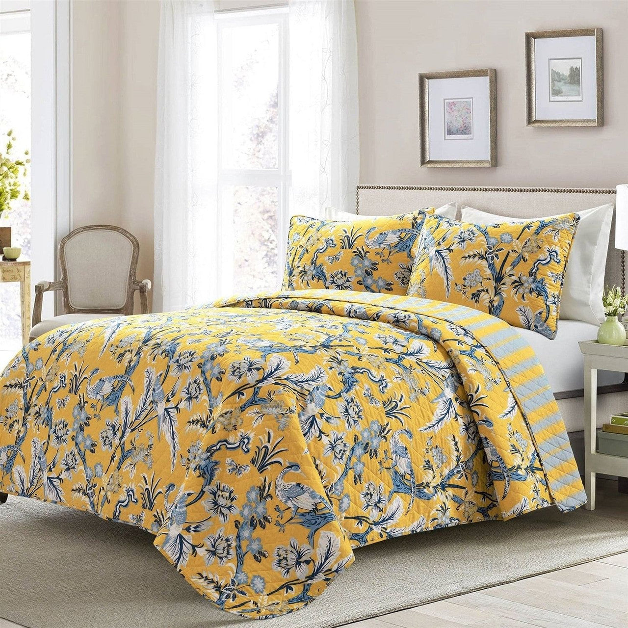 King Size Lightweight Peacocks Polyester Quilt Set Yellow Blue-2