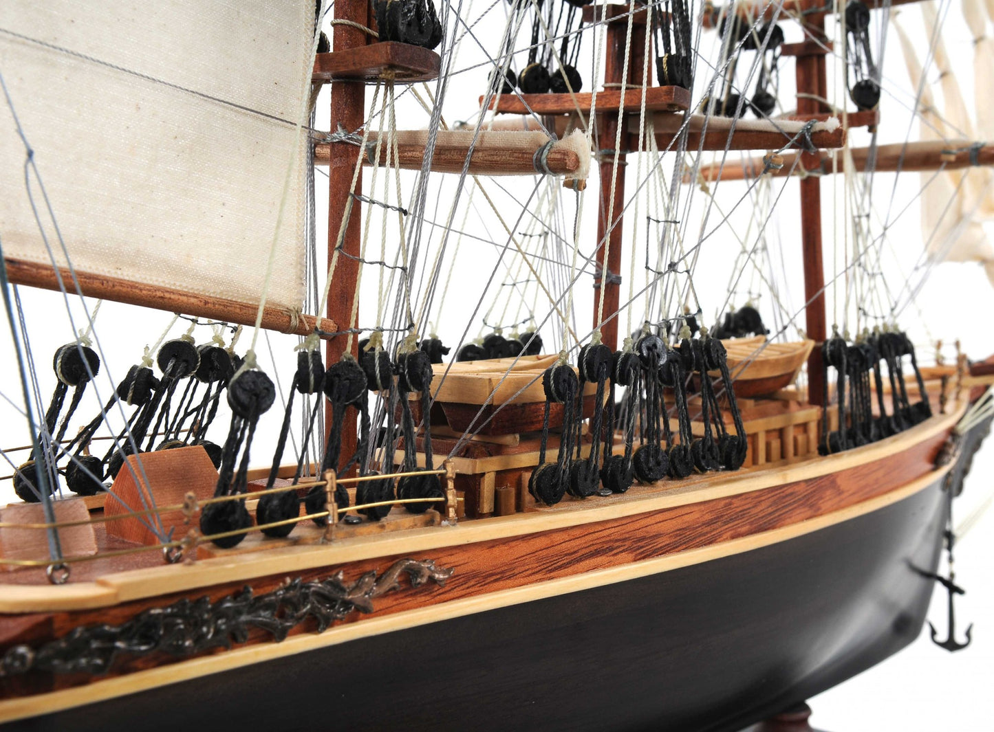 17" Brown Wood and Metal Hand Painted Cutty Sark Model Boat Tabletop Sculpture-6