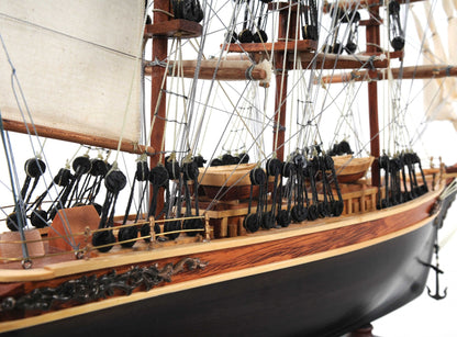 17" Brown Wood and Metal Hand Painted Cutty Sark Model Boat Tabletop Sculpture-6