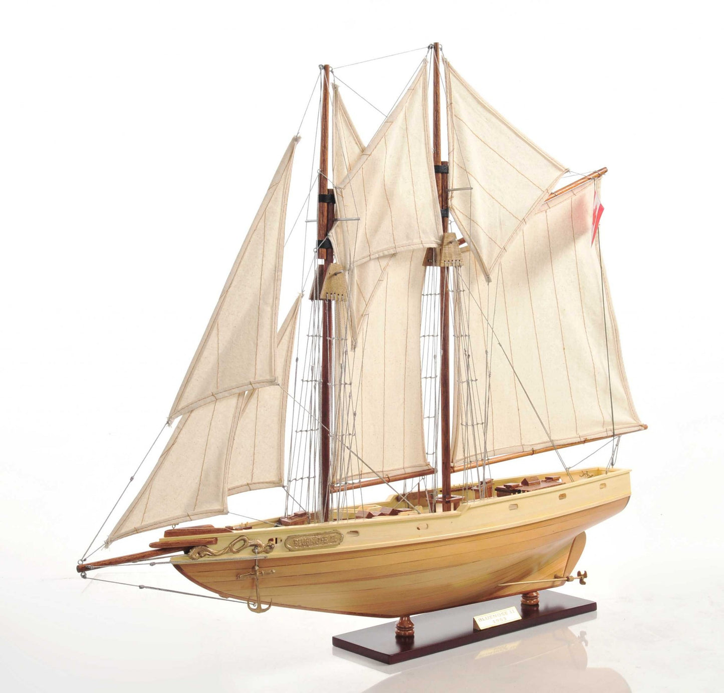 Bluenose Model In Light Brown Finish-3