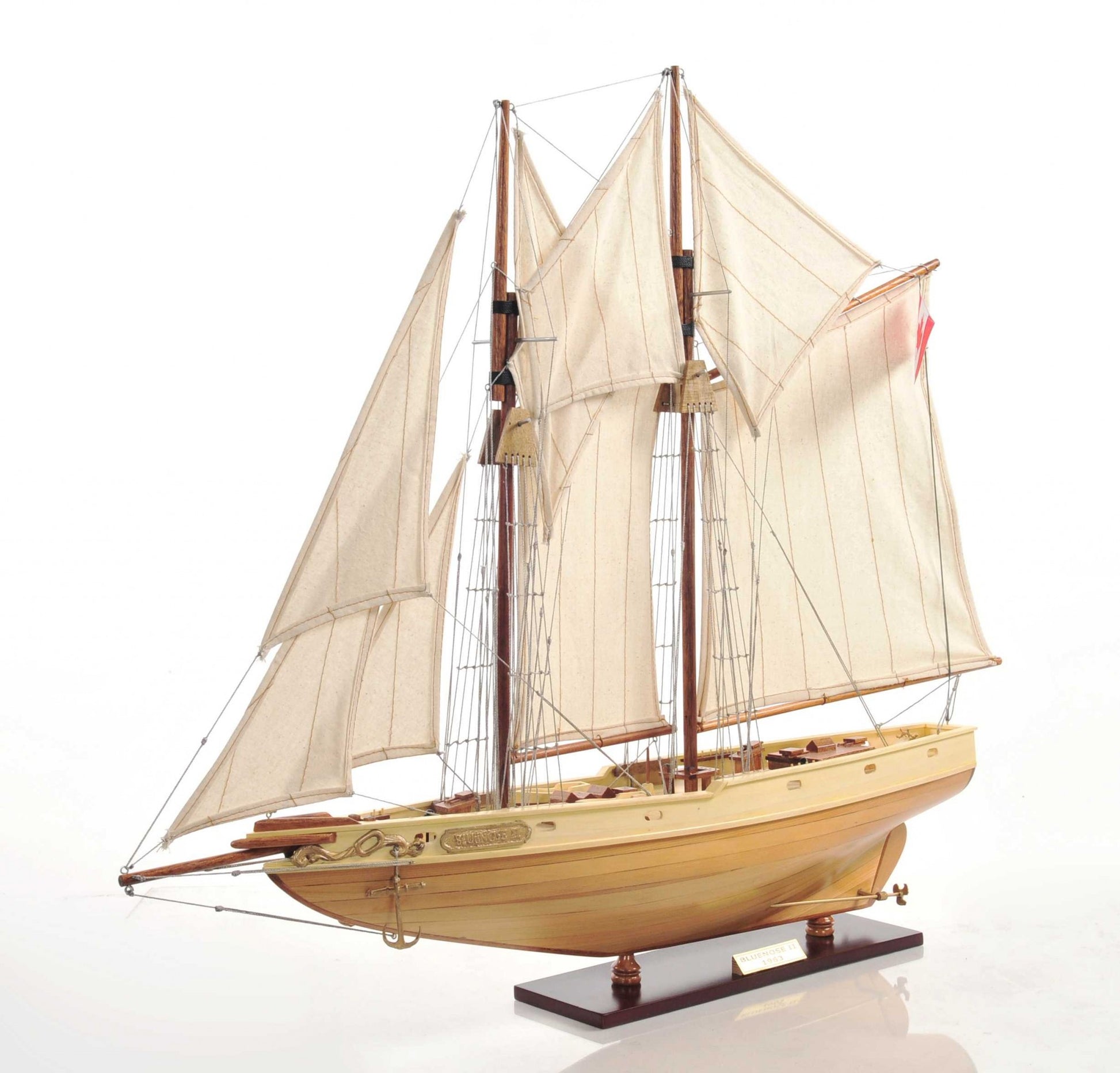 Bluenose Model In Light Brown Finish-3