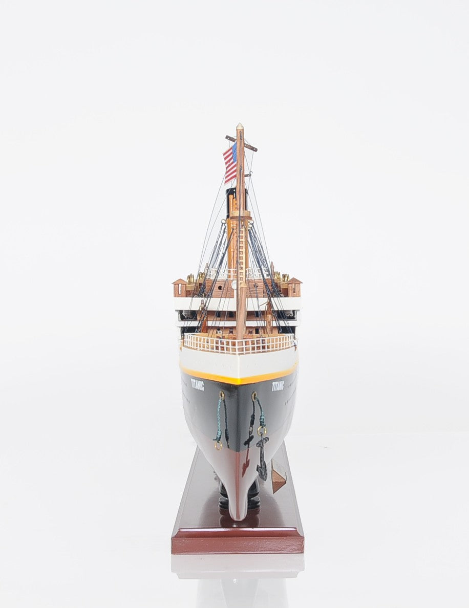 13" Black and White Solid Wood Hand Painted 1912 RMS Titanic Lights Model Boat-1