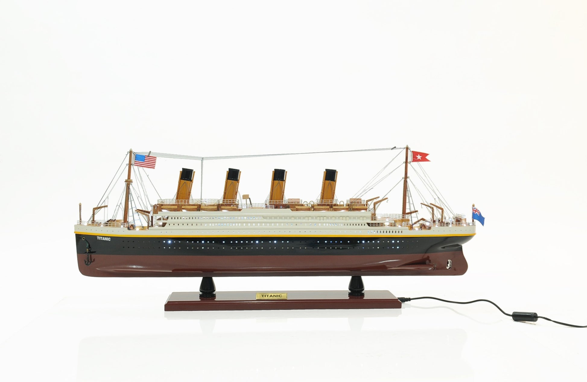 13" Black and White Solid Wood Hand Painted 1912 RMS Titanic Lights Model Boat-2