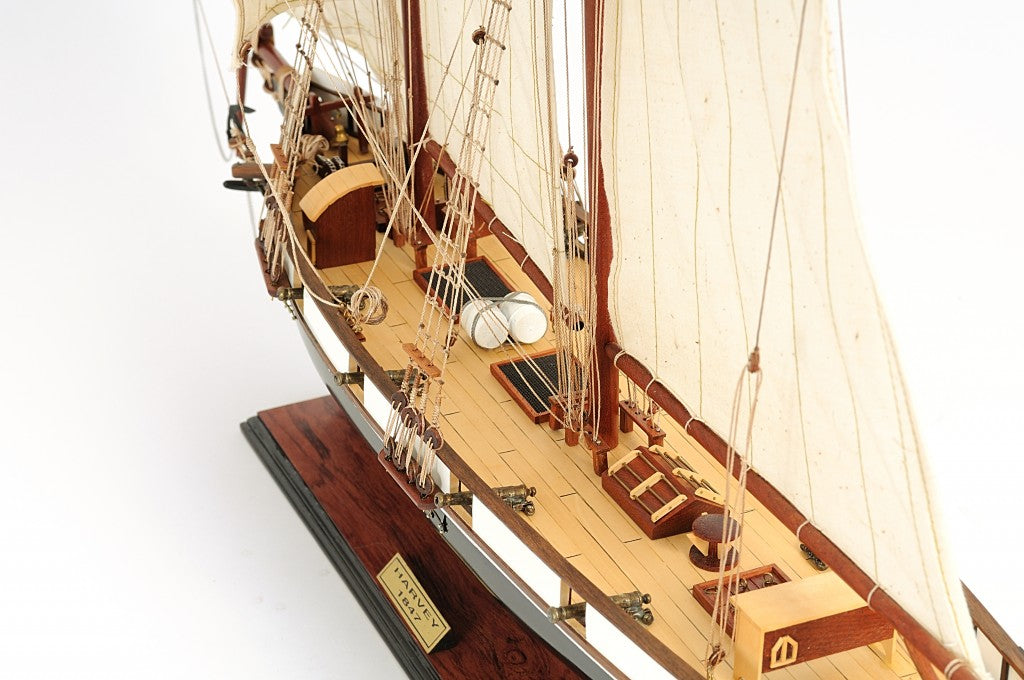 26" Black and White Solid Wood Hand Painted p-Oxybis(benzenesulfonyl hydrazide) Model Boat-2