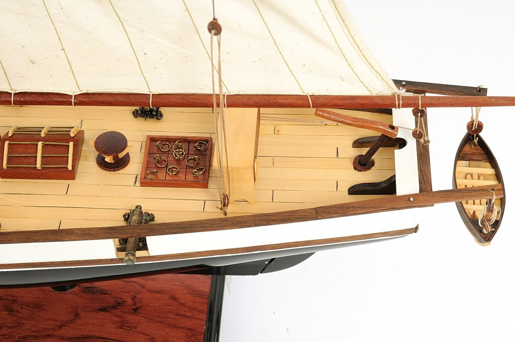 26" Black and White Solid Wood Hand Painted p-Oxybis(benzenesulfonyl hydrazide) Model Boat-3