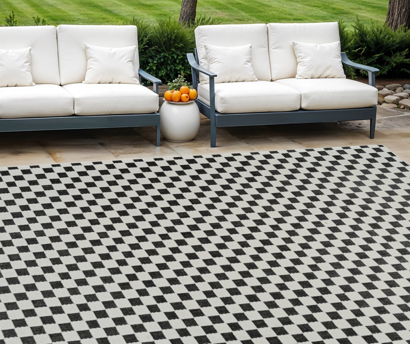 6' X 9' Black and White Geometric Distressed Indoor Outdoor Area Rug-1