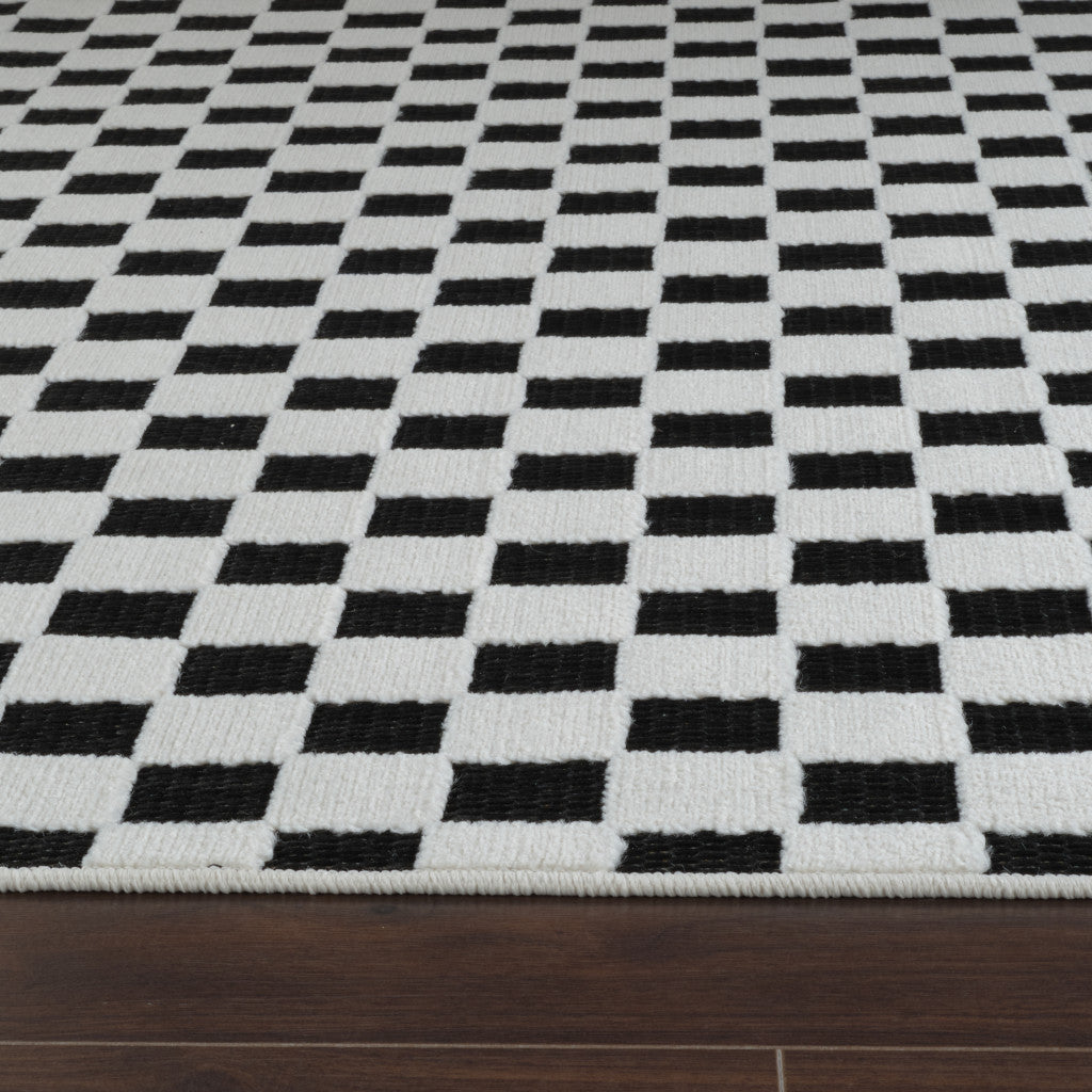 6' X 9' Black and White Geometric Distressed Indoor Outdoor Area Rug-2