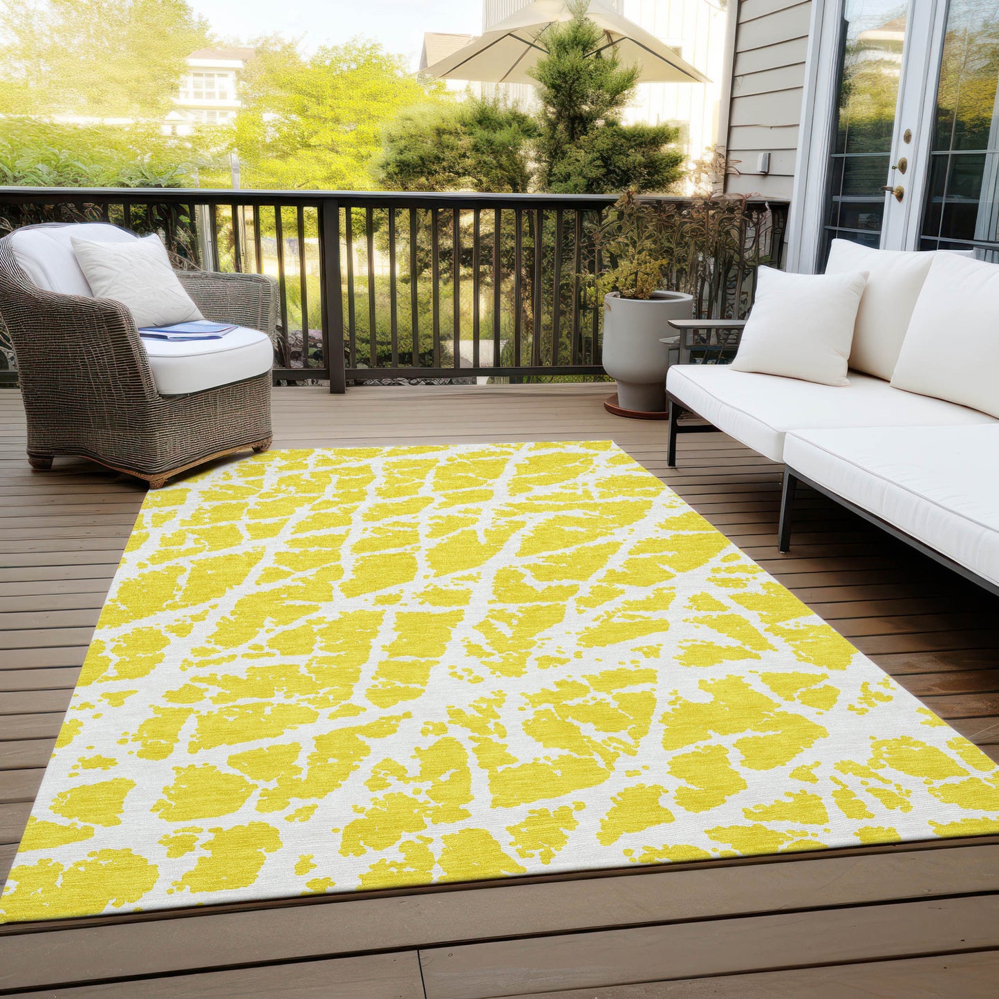 5' X 8' Yellow and White Abstract Washable Non Skid Indoor Outdoor Area Rug-8