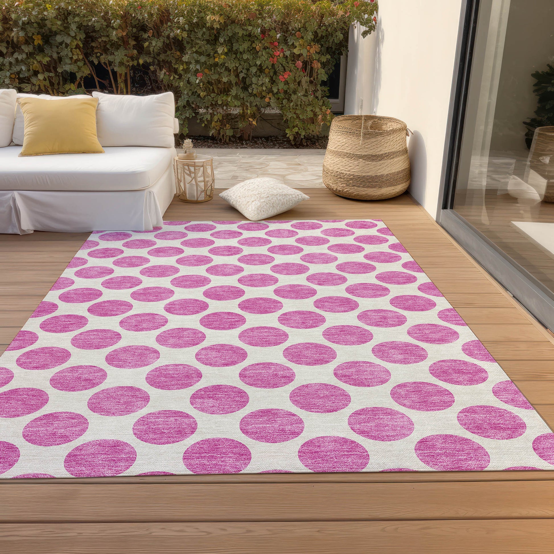 5' X 8' Blush And Ivory Polka Dot Washable Indoor Outdoor Area Rug-6