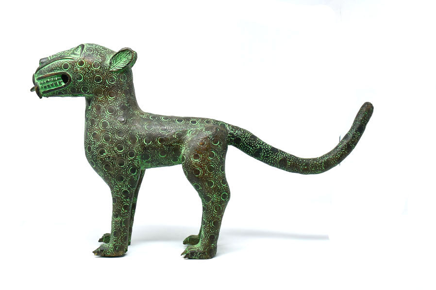 Large Benin Bronze Leopard 02-2