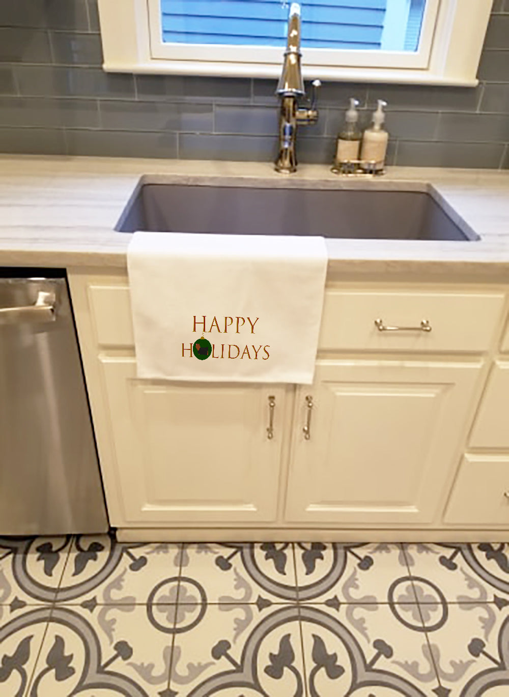 Yorkshire Terrier #1  Happy Holidays Kitchen Towel Set of 2-1