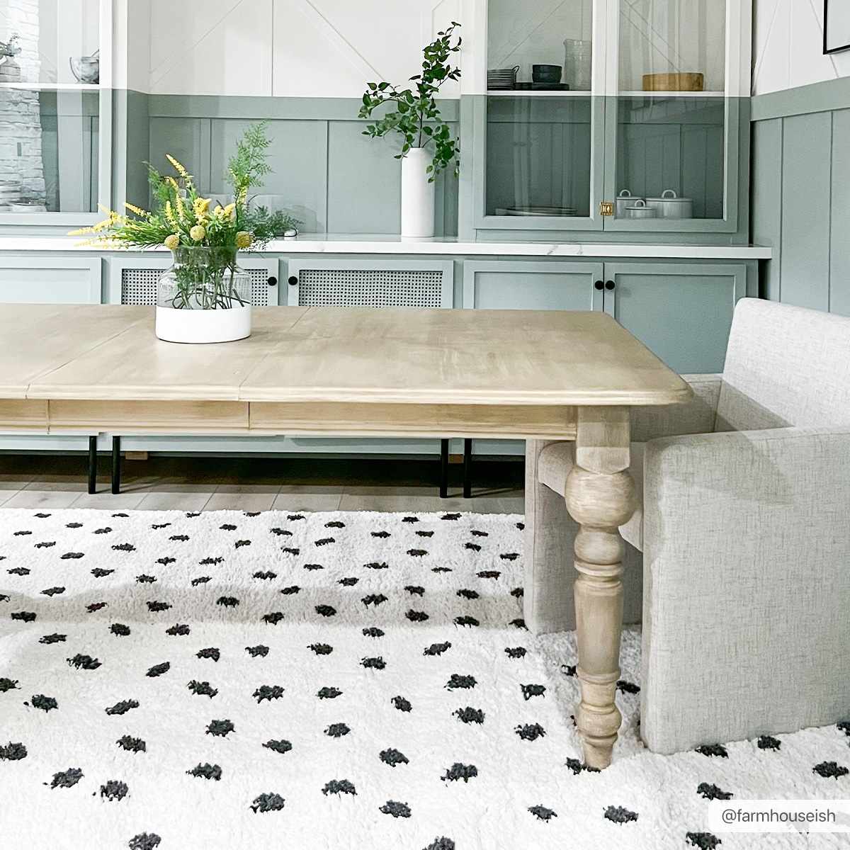 Chaia Dotted Black & White Plush Rug-1