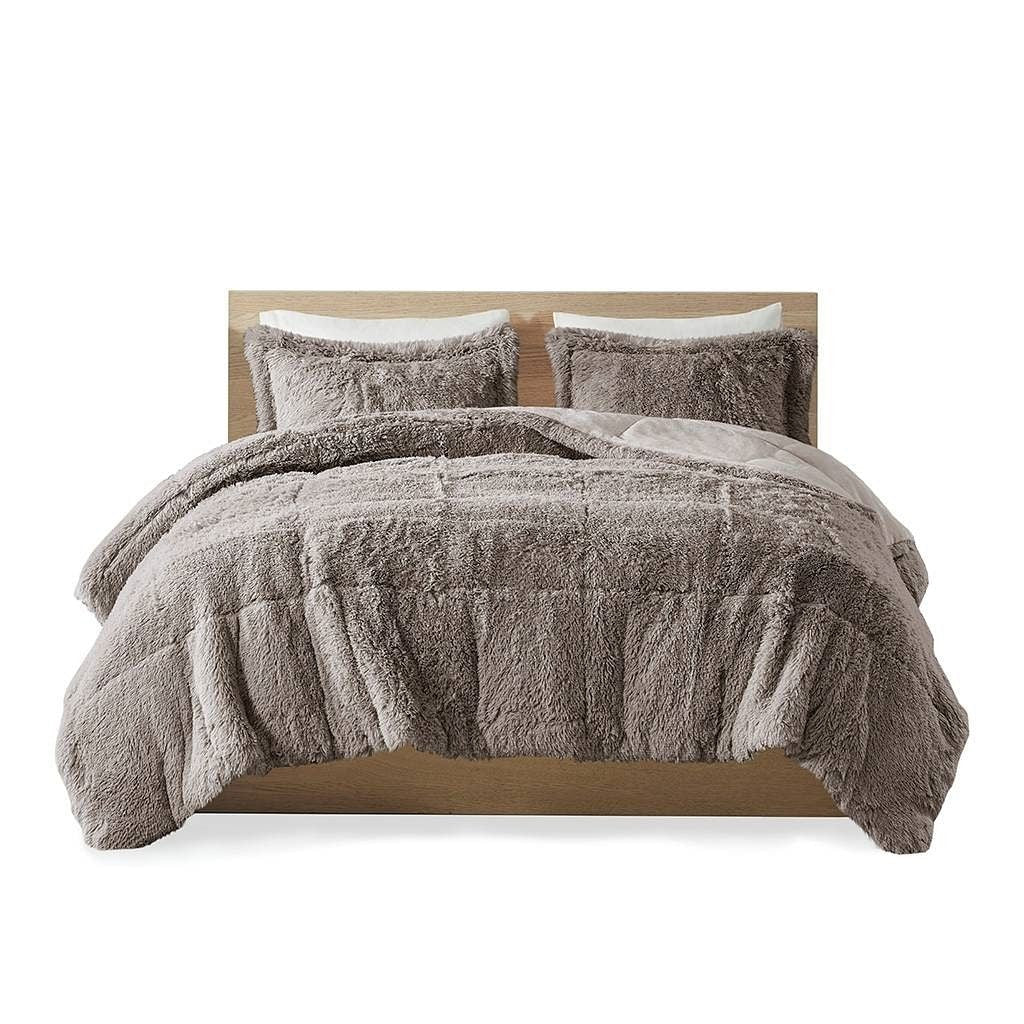 Twin/Twin XL Grey Soft Sherpa Faux Fur 2-Piece Comforter Set with Pillow Shams-1