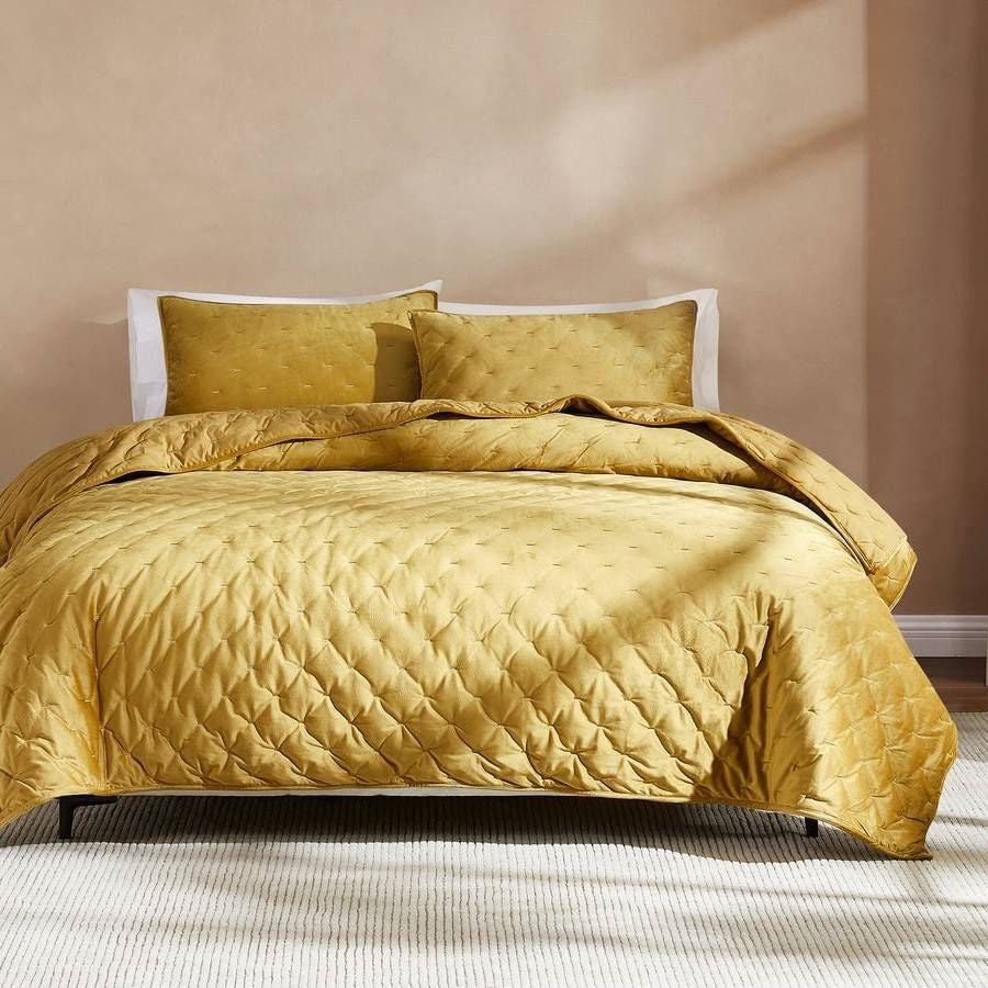 Full / Queen 3-Piece Mustard Yellow Velvet Embroidered Lavishly Soft Quilt Set-0