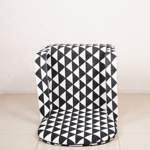 Yoruba Beaded Arm Chair Set of 2 | Black & White Triangles-4