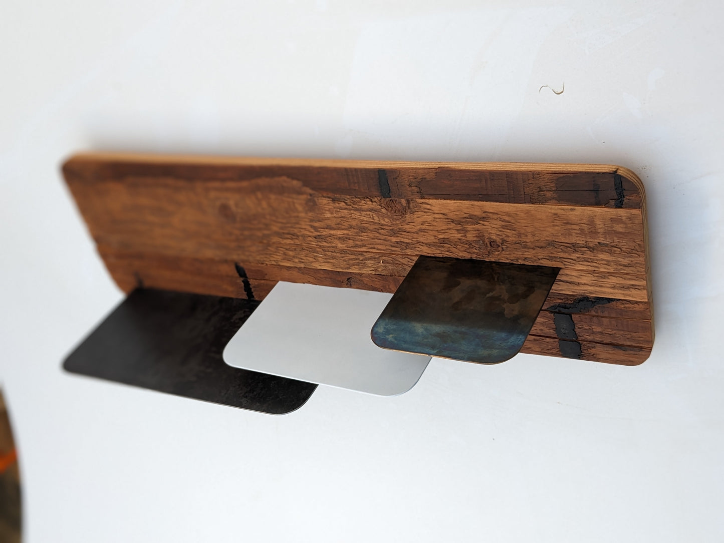 Groove shelves (metal shelves)-3