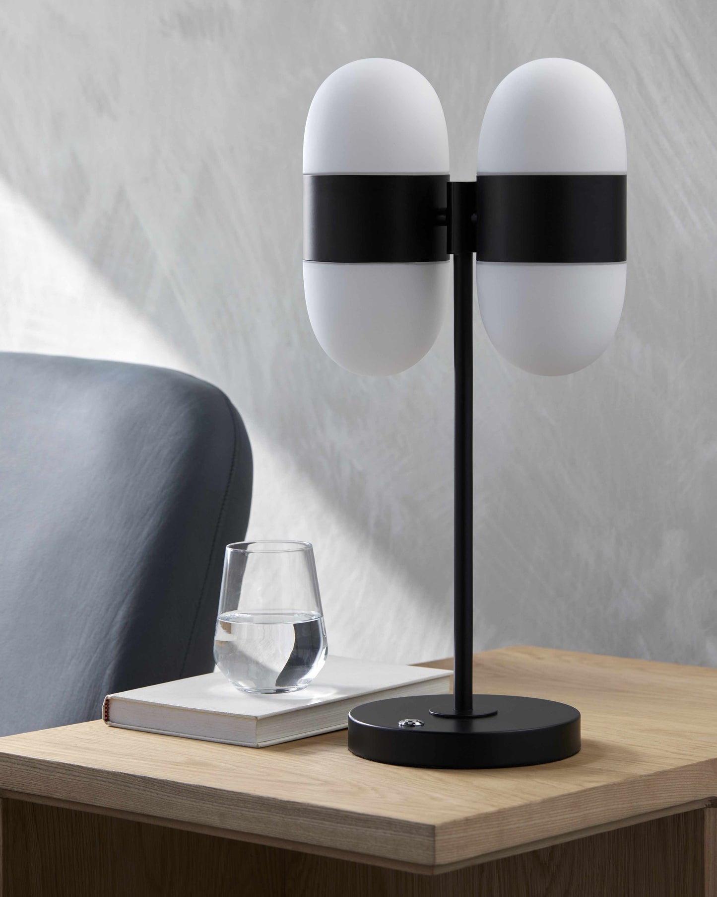 Wellerlooi Black Metal Table Lamp-3