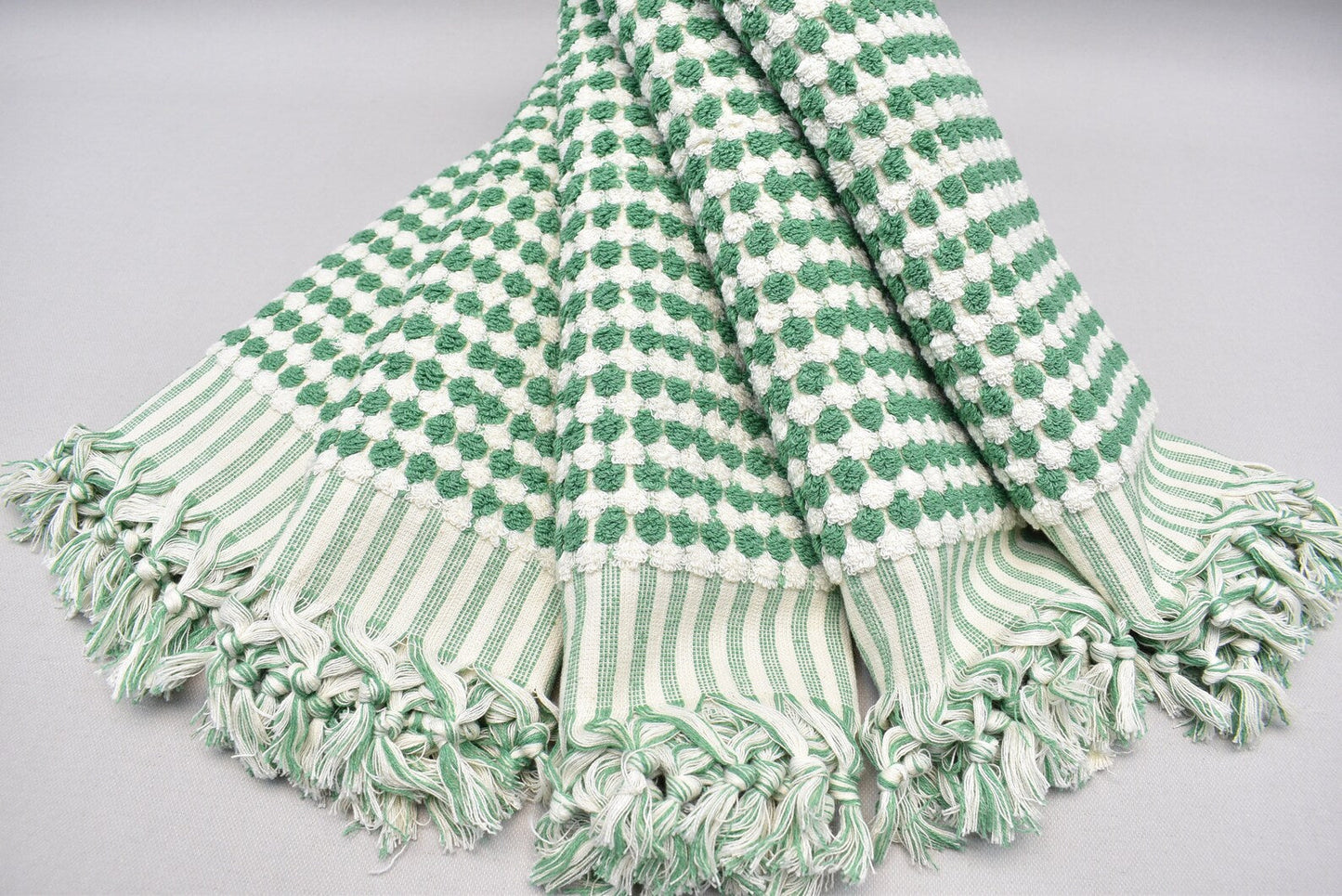 BUBBLE GREEN TERRY HAND TOWEL-3