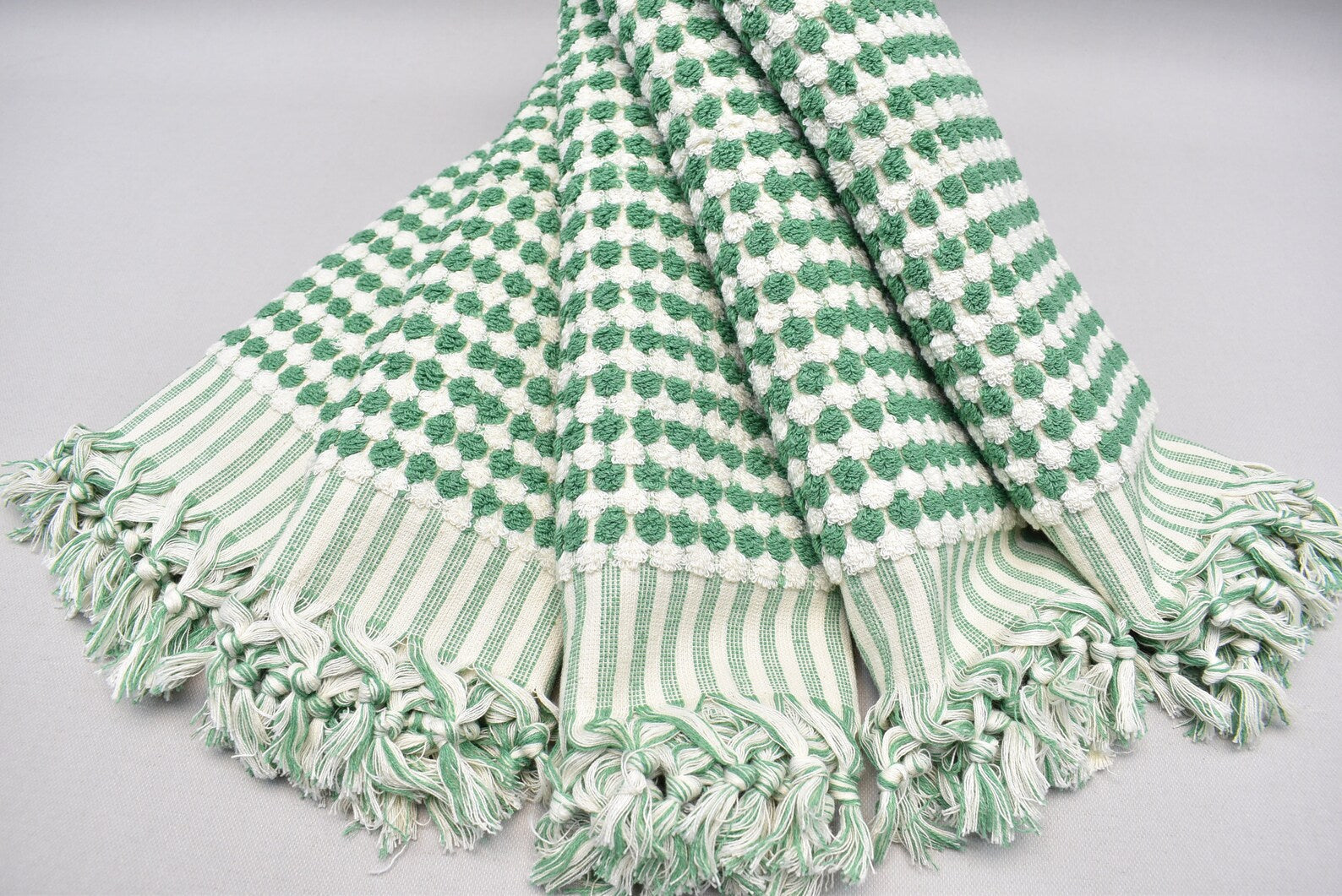 BUBBLE GREEN TERRY HAND TOWEL-3