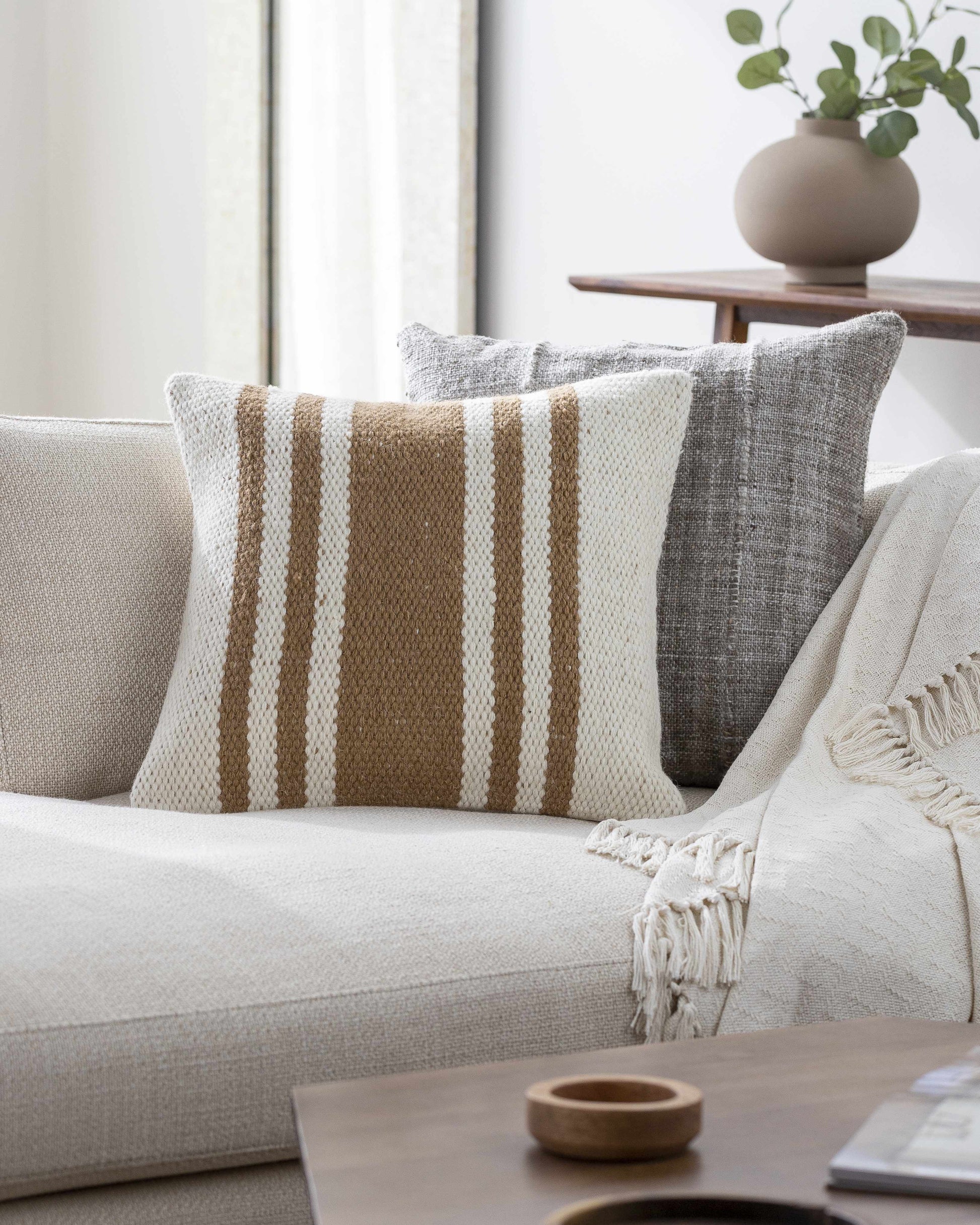 Vadin Throw Pillow-4